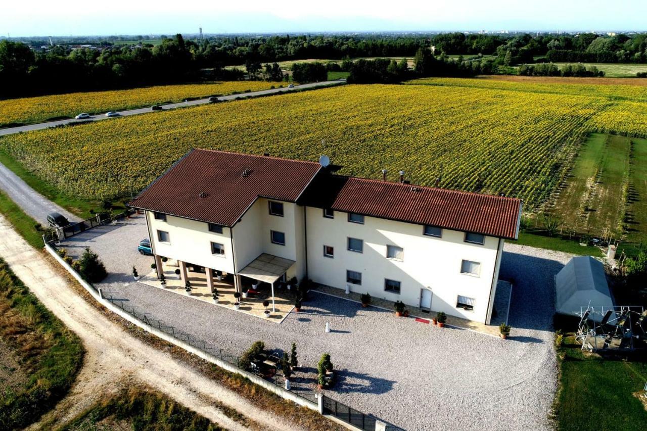 Al Cavaliere Βίλα Pordenone Εξωτερικό φωτογραφία